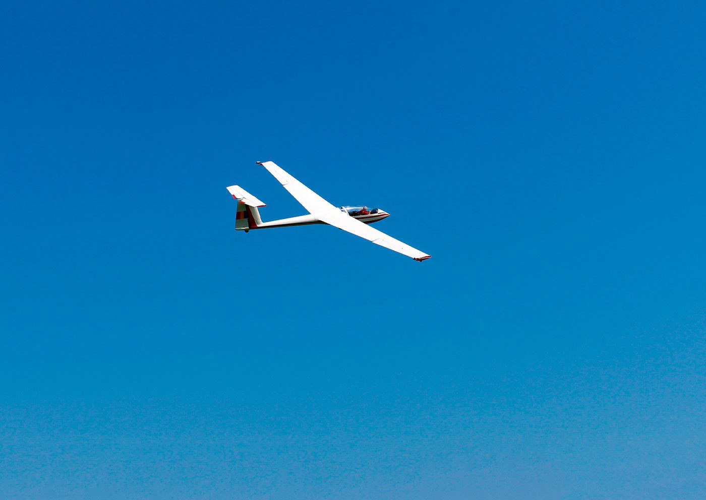 Prova på segelflyg – Flyg själv med instruktör över Sveriges landskap